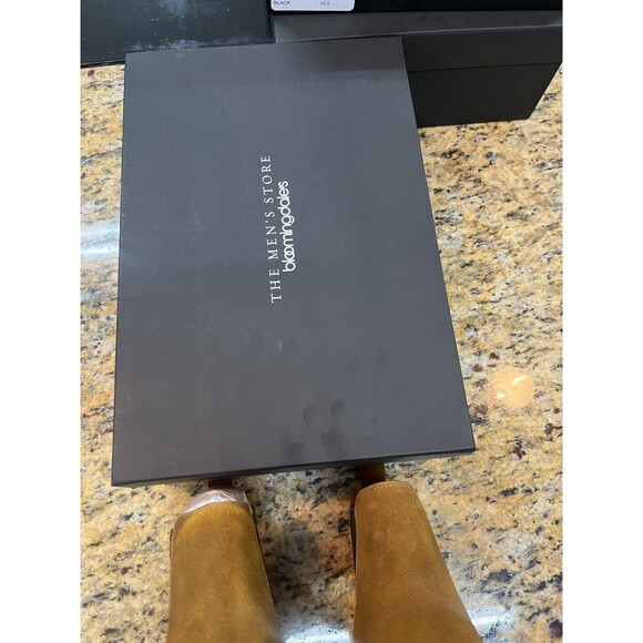 The Men's Store at Bloomingdale's Chelsea Boots Men's Tan Suede Pull On Sz 10.5 - Picture 6 of 6